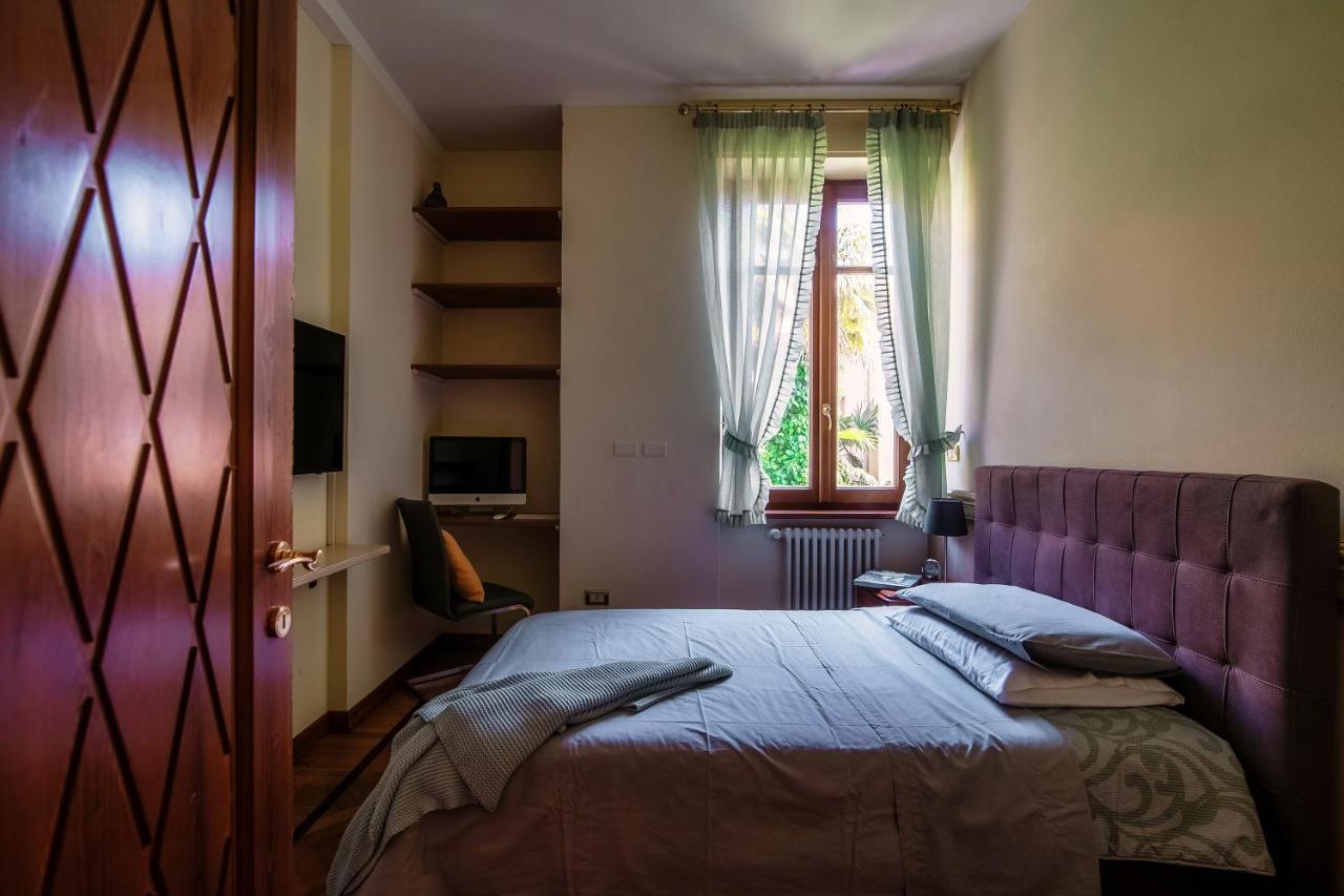 Charming & Luxury Villa Como Lake Bagian luar foto