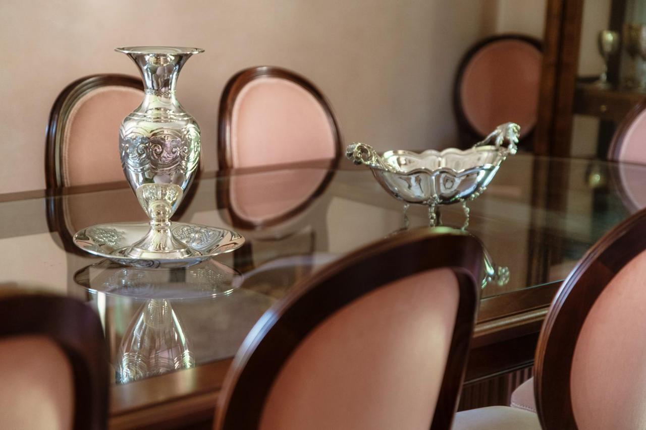 Charming & Luxury Villa Como Lake Bagian luar foto