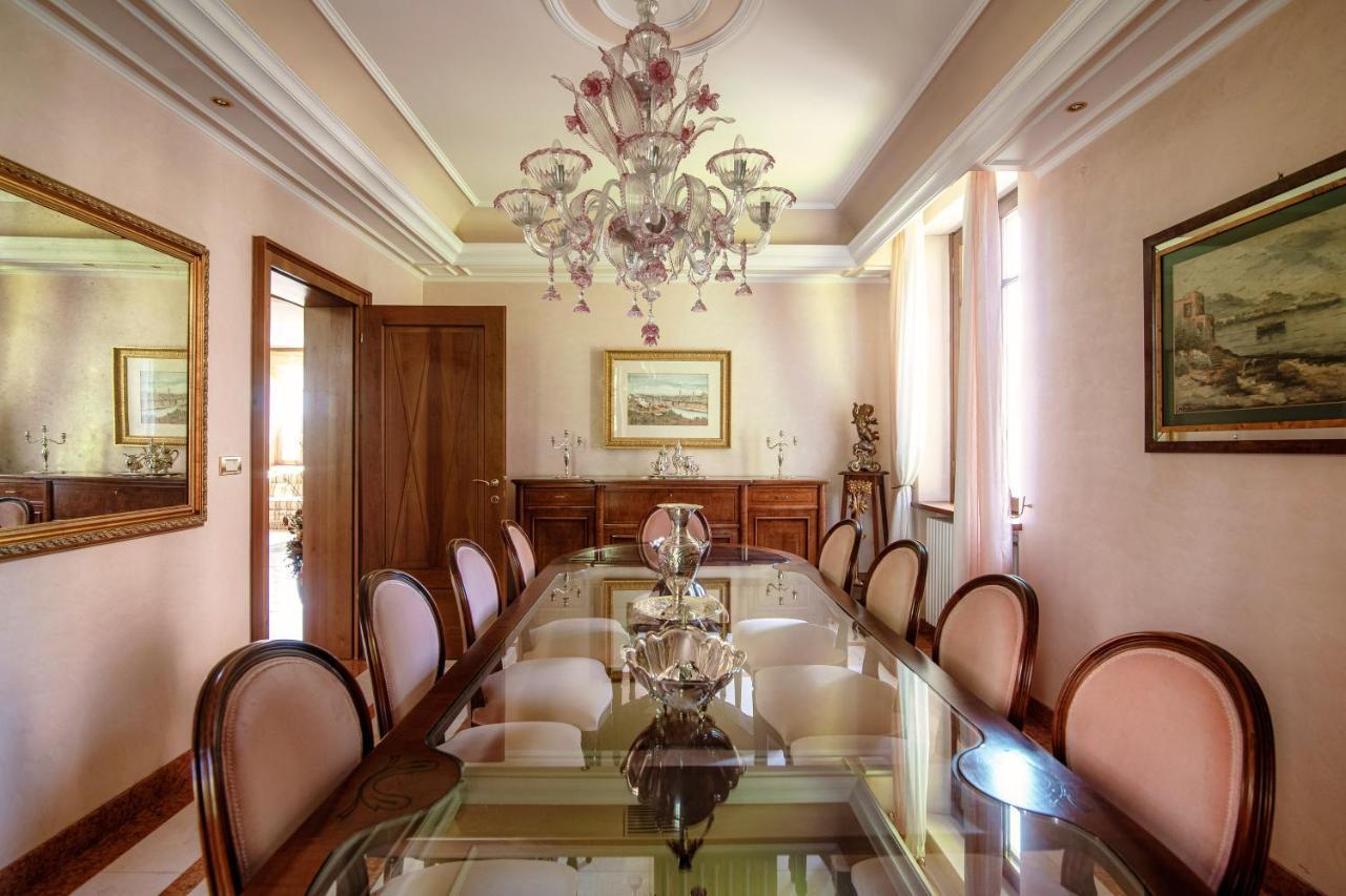 Charming & Luxury Villa Como Lake Bagian luar foto