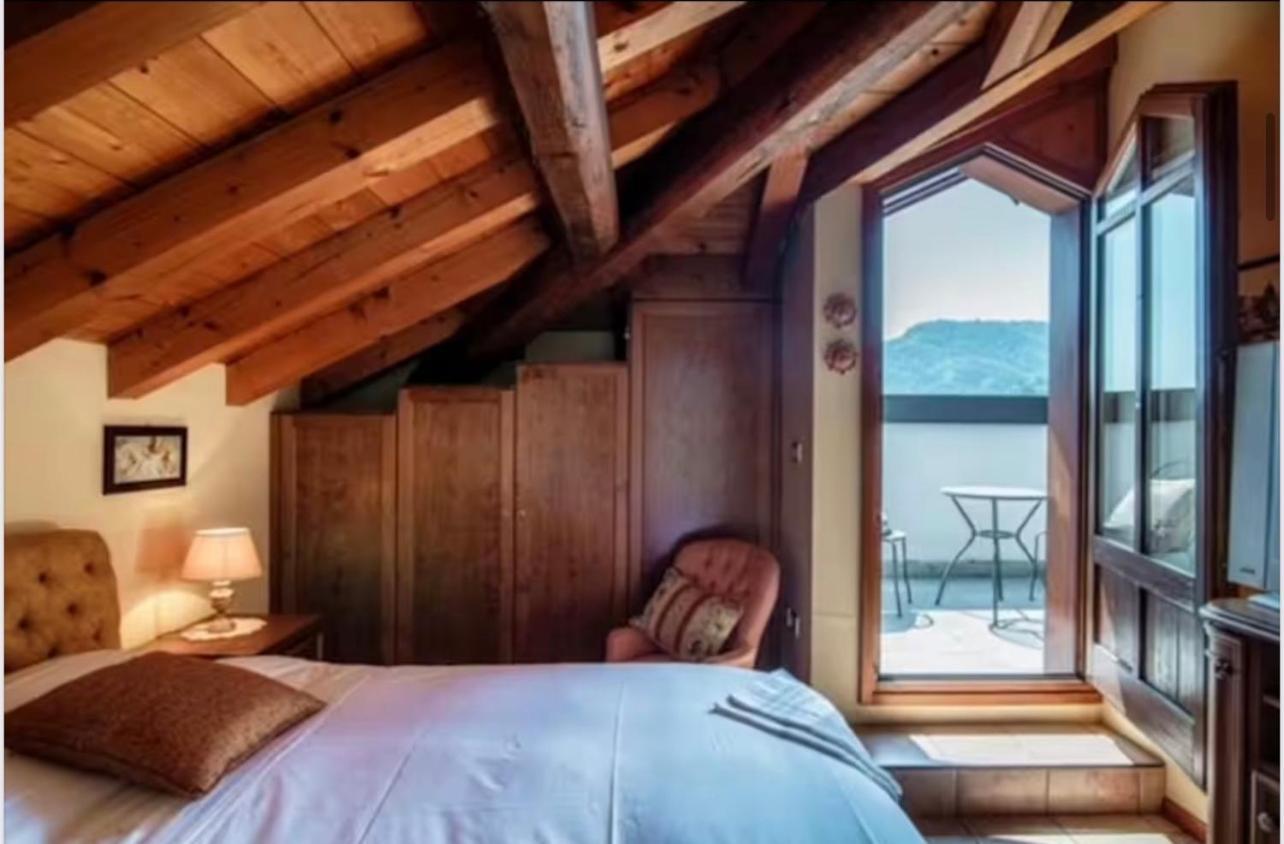 Charming & Luxury Villa Como Lake Bagian luar foto